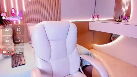 Amy and my doll online show from 10.24.25