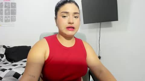 Snapshot of pareja_curiosa19 chatting on 03.15.26 pareja_curiosa19 online show from 03.15.26
