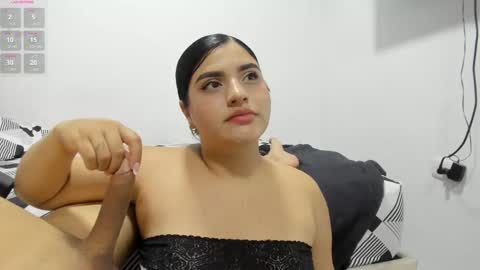 Snapshot of pareja_curiosa19 chatting on 03.18.26 pareja_curiosa19 online show from 03.18.26