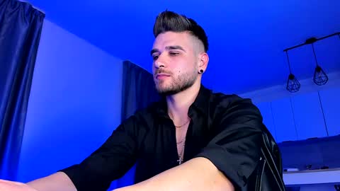 Paris online show from 12.15.24