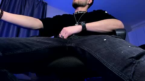 Paris online show from 02.09.25