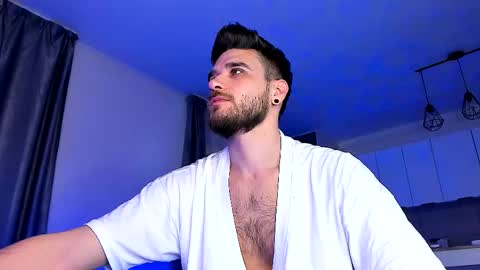 Paris online show from 01.08.26