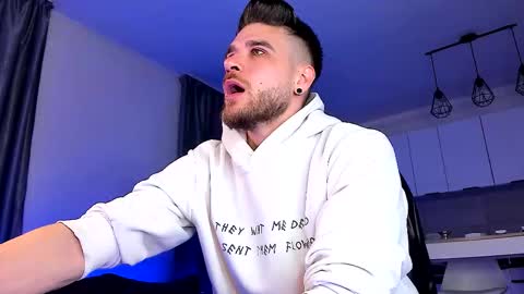 Paris online show from 03.09.26