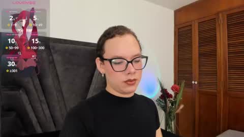 PARIS LOVE  online show from 07.10.26