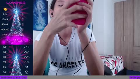 Paris Of Angel online show from 12.04.24