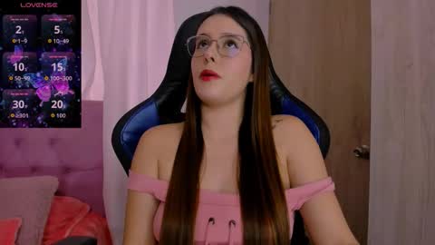 Paris online show from 02.05.26