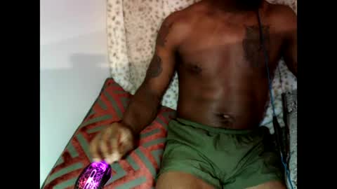 Snapshot of parlaytellio chatting on 12.08.24 Parlay Tellio online show from 12.08.24