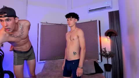 Snapshot of party_guyssex chatting on 09.23.25 liampacoyosh and erick online show from 09.23.25