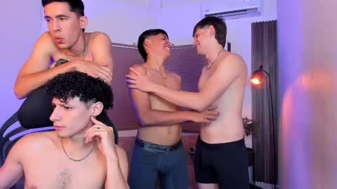 Snapshot of party_guyssex chatting on 10.10.25 liampacoyosh and erick online show from 10.10.25