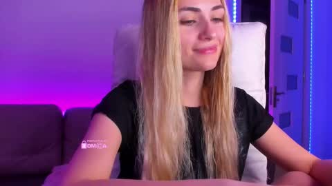 Snapshot of passionkc chatting on 11.26.25 passionkc online show from 11.26.25