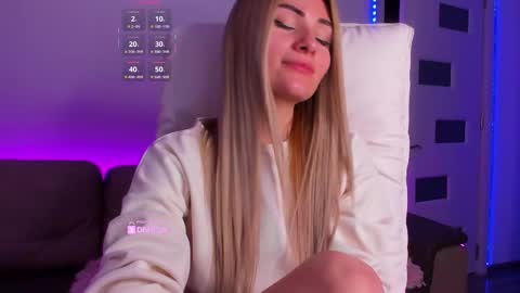 Snapshot of passionkc chatting on 12.20.25 passionkc online show from 12.20.25