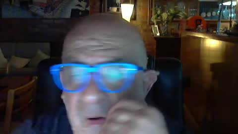 Snapshot of patvac chatting on 12.26.24 patvac online show from 12.26.24