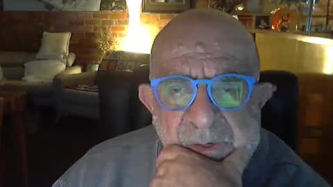 Snapshot of patvac chatting on 05.20.26 patvac online show from 05.20.26