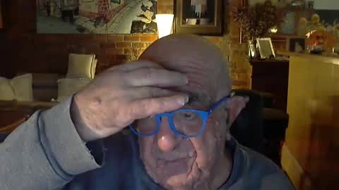 Snapshot of patvac chatting on 06.11.26 patvac online show from 06.11.26