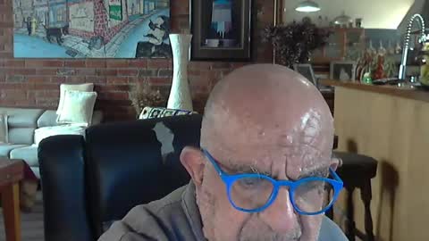 Snapshot of patvac chatting on 06.19.26 patvac online show from 06.19.26