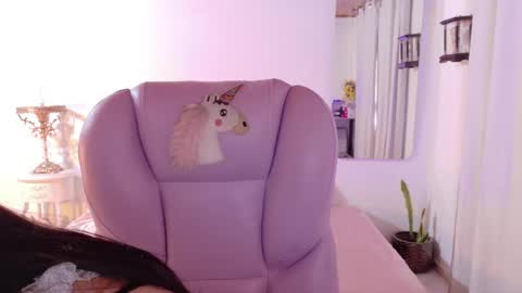 Sofa online show from 05.04.26