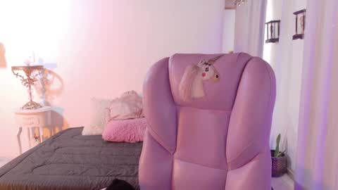 Sofa online show from 05.07.26