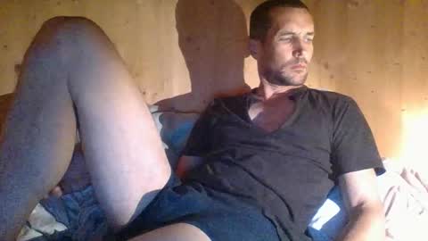 Snapshot of paueriwan chatting on 09.13.25 paueriwan online show from 09.13.25