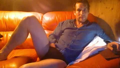 Snapshot of paueriwan chatting on 11.08.25 paueriwan online show from 11.08.25