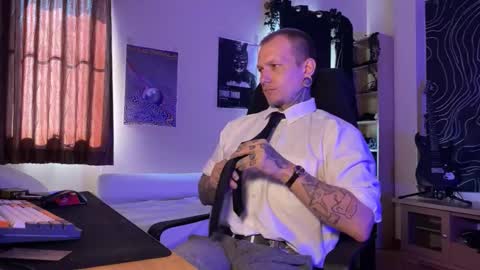 Snapshot of paul_razor chatting on 02.09.26 Paul online show from 02.09.26