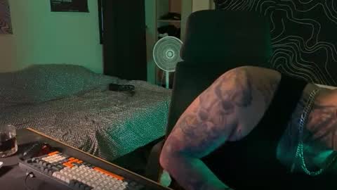 Snapshot of paul_razor chatting on 03.03.26 Paul online show from 03.03.26