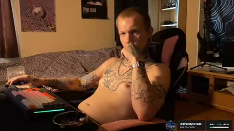 Snapshot of paul_razor chatting on 04.17.26 Paul online show from 04.17.26