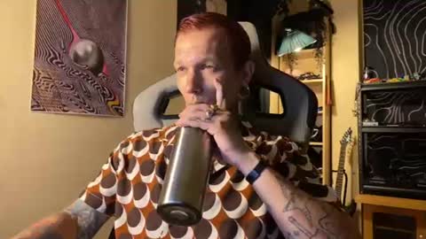 Snapshot of paul_razor chatting on 06.28.26 Paul online show from 06.28.26
