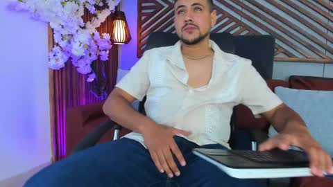 Snapshot of paul_rivera chatting on 05.21.26 Paul Rivera online show from 05.21.26