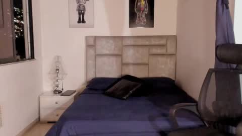 PAUL ROGER online show from 10.01.25