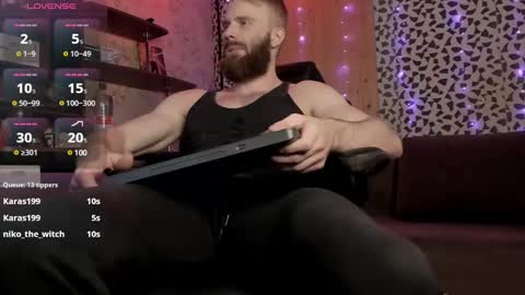 Snapshot of paul_rolex_ chatting on 12.19.24 Paul Rolex Jane online show from 12.19.24