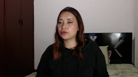 Snapshot of paula_anderson chatting on 05.05.26 PAULA online show from 05.05.26