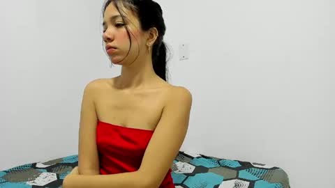 Snapshot of paula_mc1 chatting on 04.24.26 paula online show from 04.24.26
