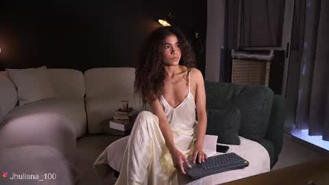 Snapshot of paulacora100 chatting on 07.08.26 Paula online show from 07.08.26