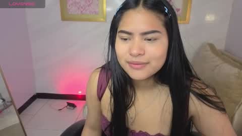 Snapshot of paulette_v chatting on 05.28.26 Live 800am 200pm COLOMBIAN HOUR online show from 05.28.26