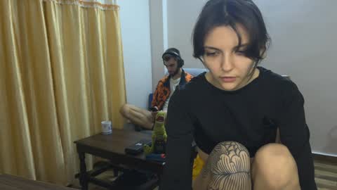 Isla  Chase online show from 12.05.24