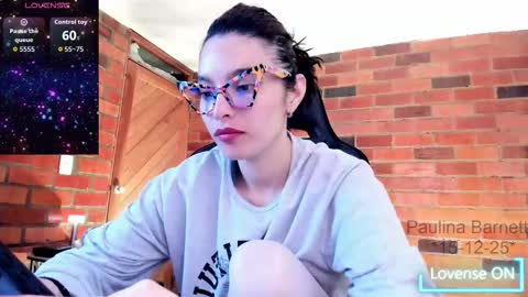 Snapshot of paulinabarnett_ chatting on 12.16.25 Paulina online show from 12.16.25