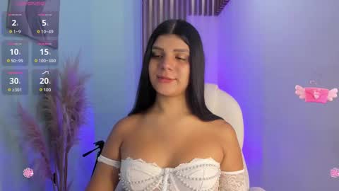 Paulina Belle online show from 11.15.25