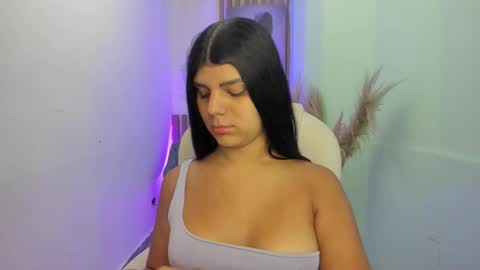 Paulina Belle online show from 02.03.26