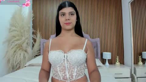 Paulina Belle online show from 03.15.26