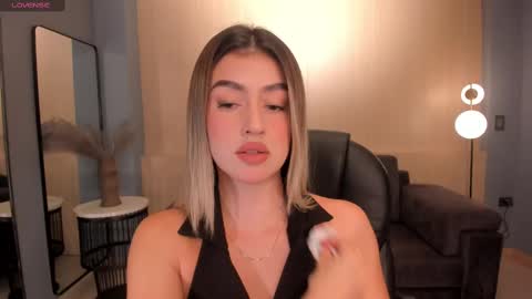 Snapshot of paulinasantosx chatting on 03.11.25 Paulina Santos online show from 03.11.25