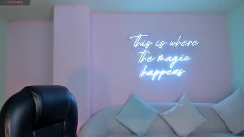 Snapshot of paulinasantosx chatting on 09.25.25 Paulina Santos online show from 09.25.25