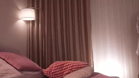 Snapshot of pauline_7 chatting on 02.08.26 pauline_7 online show from 02.08.26