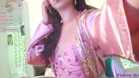 Snapshot of paulixs chatting on 06.17.26 Paula San online show from 06.17.26