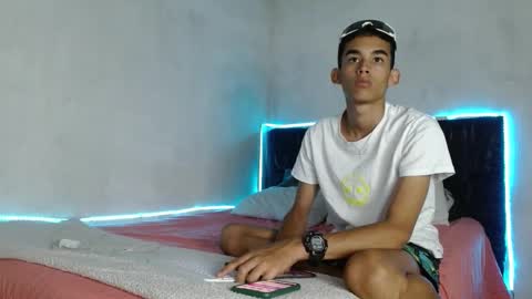 Snapshot of paulosex12 chatting on 10.19.25 paulosex12 online show from 10.19.25