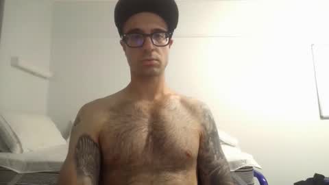 Snapshot of paulyaaa8 chatting on 02.18.26 paulyaaa8 online show from 02.18.26