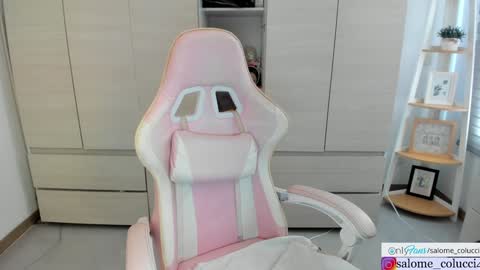 Snapshot of pavlovacoluccii_ chatting on 01.13.25 Suscribe to onlyfans online show from 01.13.25