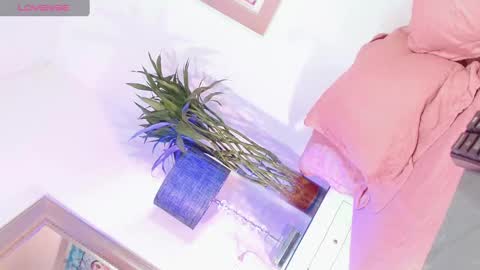 Snapshot of paytoncamila chatting on 02.16.25 Payton online show from 02.16.25