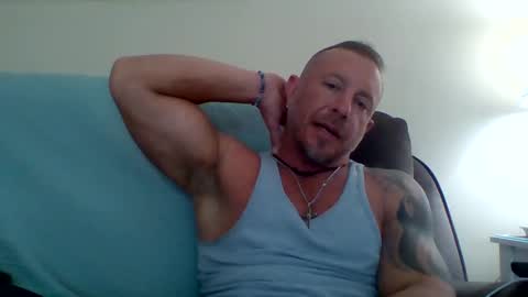 Snapshot of paytondaniel44 chatting on 04.17.26 paytondaniel44 online show from 04.17.26