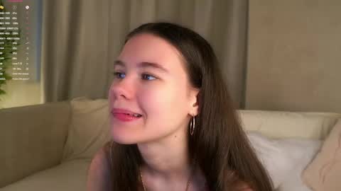 Snapshot of pazrapacki chatting on 05.24.26 Beautiful Mila online show from 05.24.26