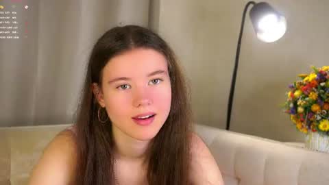 Snapshot of pazrapacki chatting on 06.12.26 Beautiful Mila online show from 06.12.26